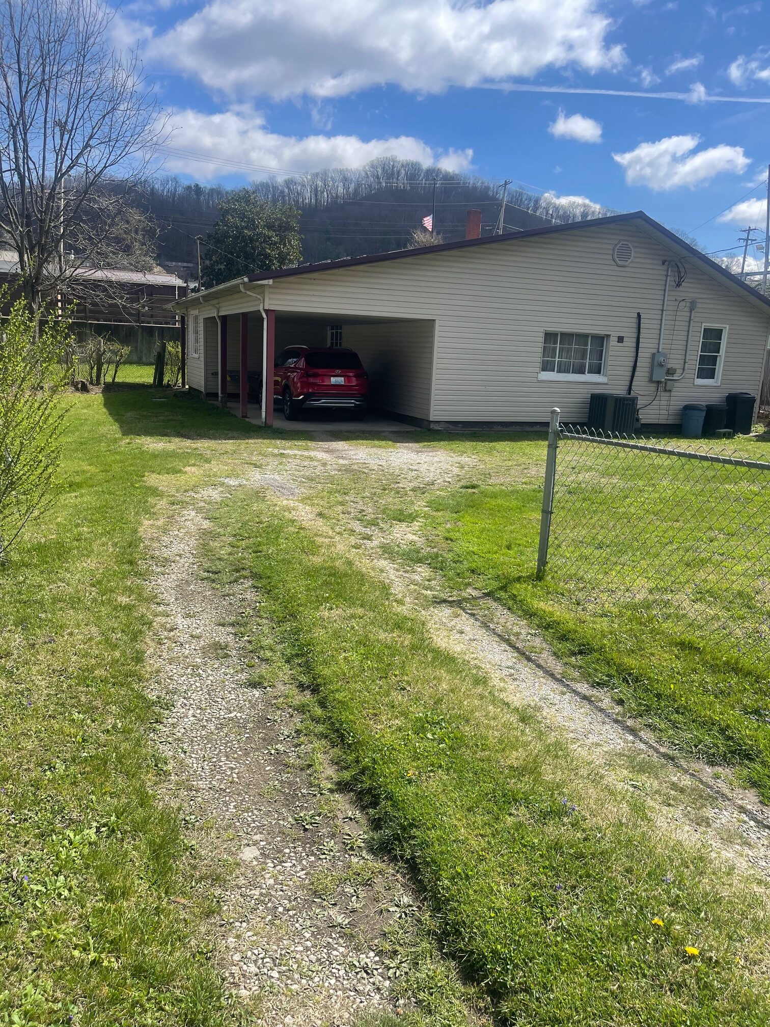 105 River Rd