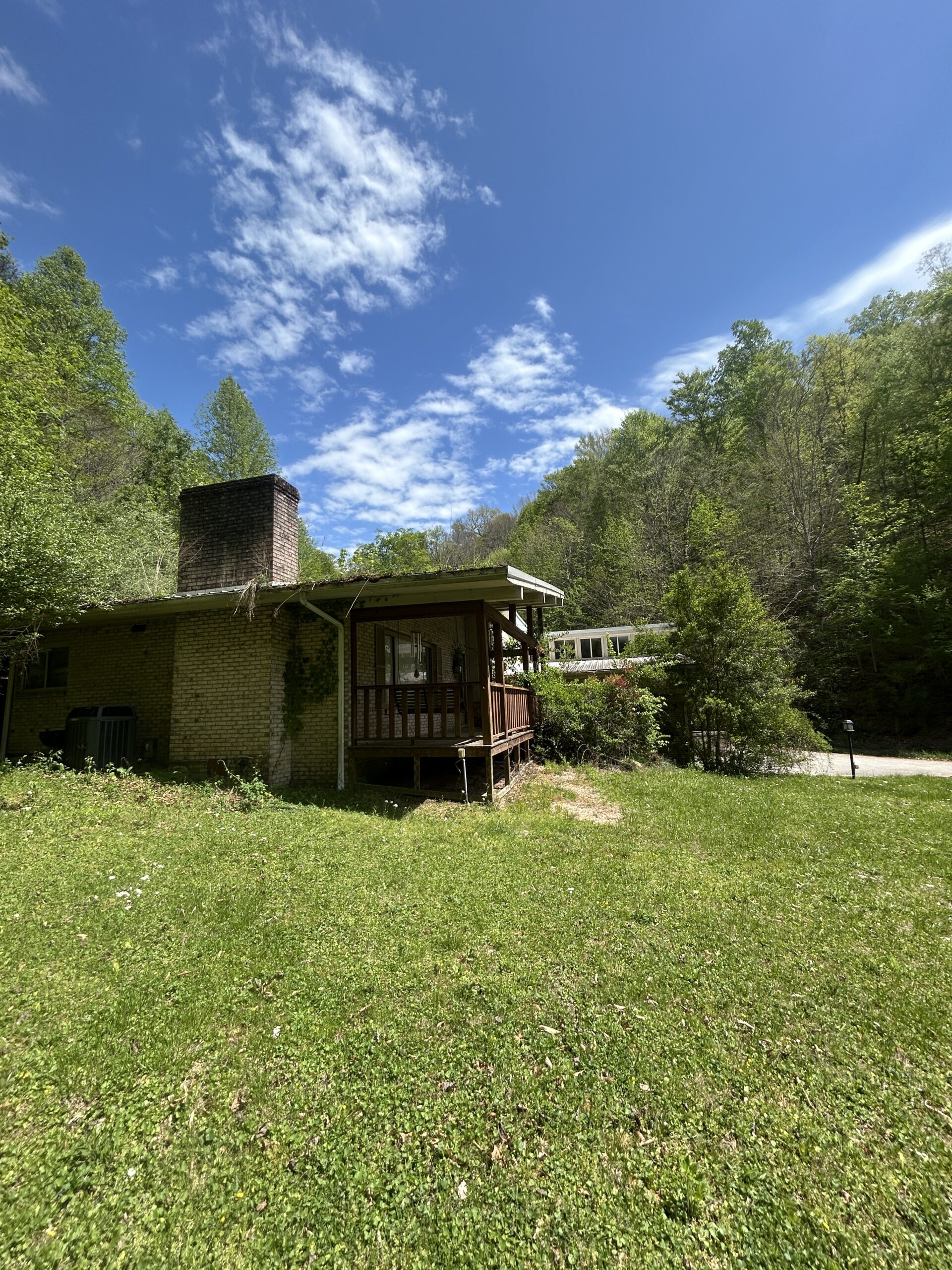 770 Snowden Br Rd